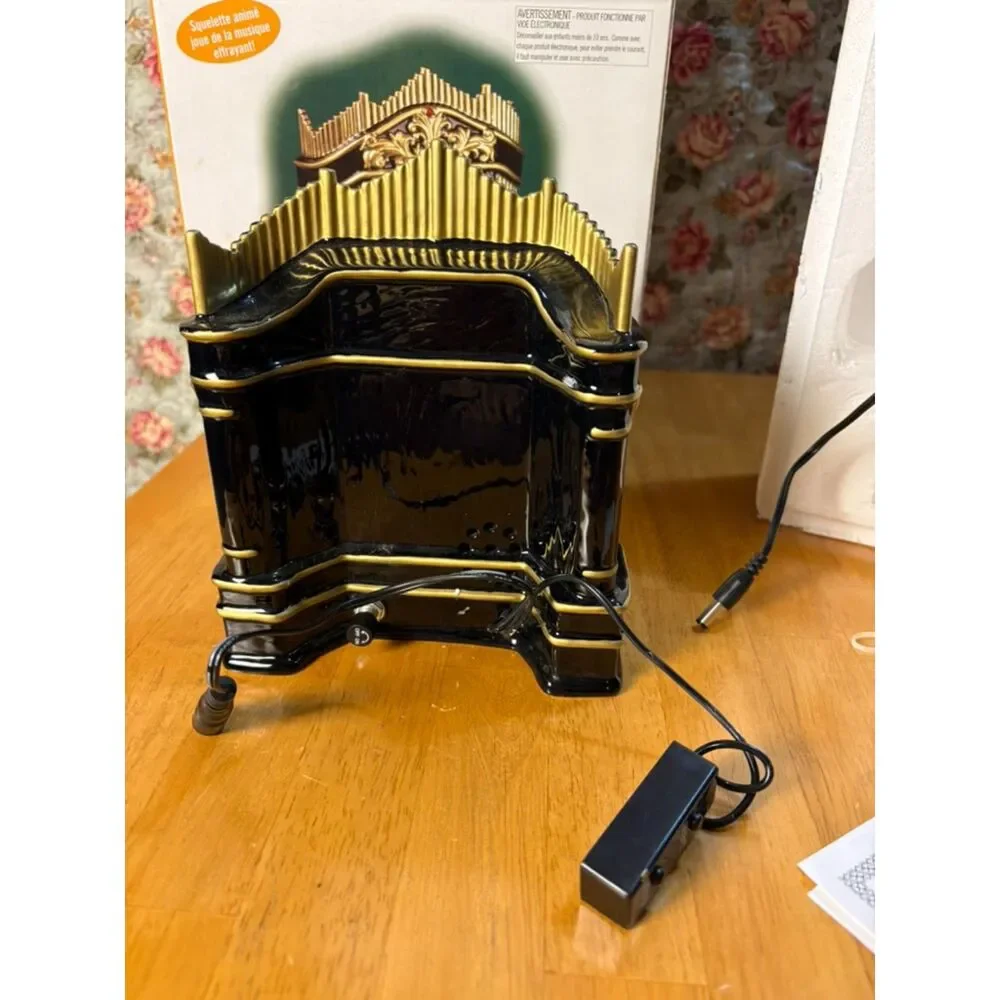 NWT Dept. 56 Phantom of the Organ